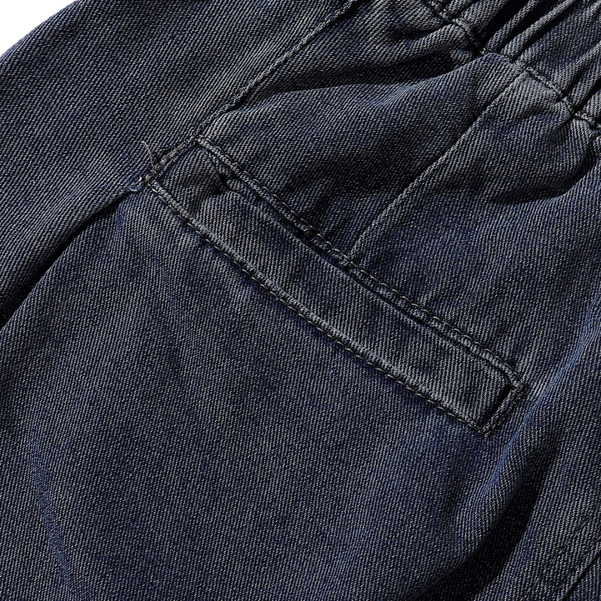 Bermudas con lavado vintage y salpicaduras de tinta