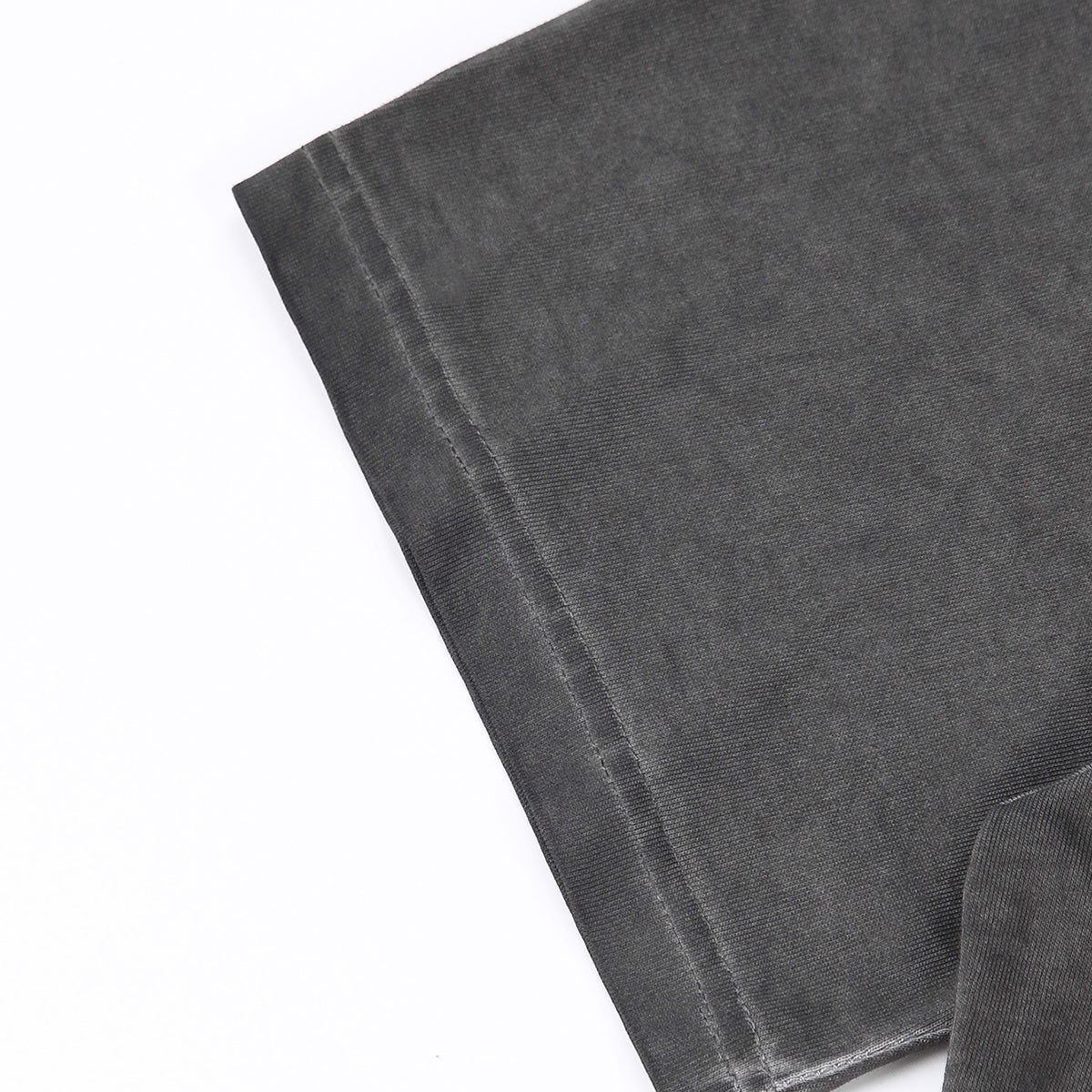 Camiseta holgada con lavado intenso de 7.8 oz