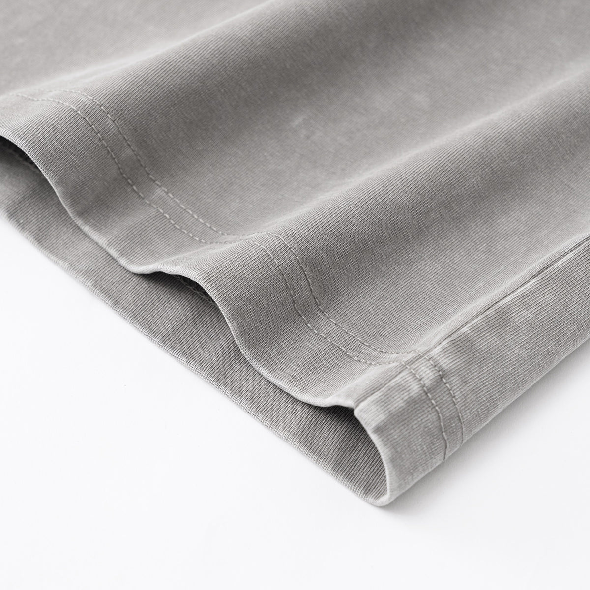 Polo lavado de color en contraste de 8.5 oz