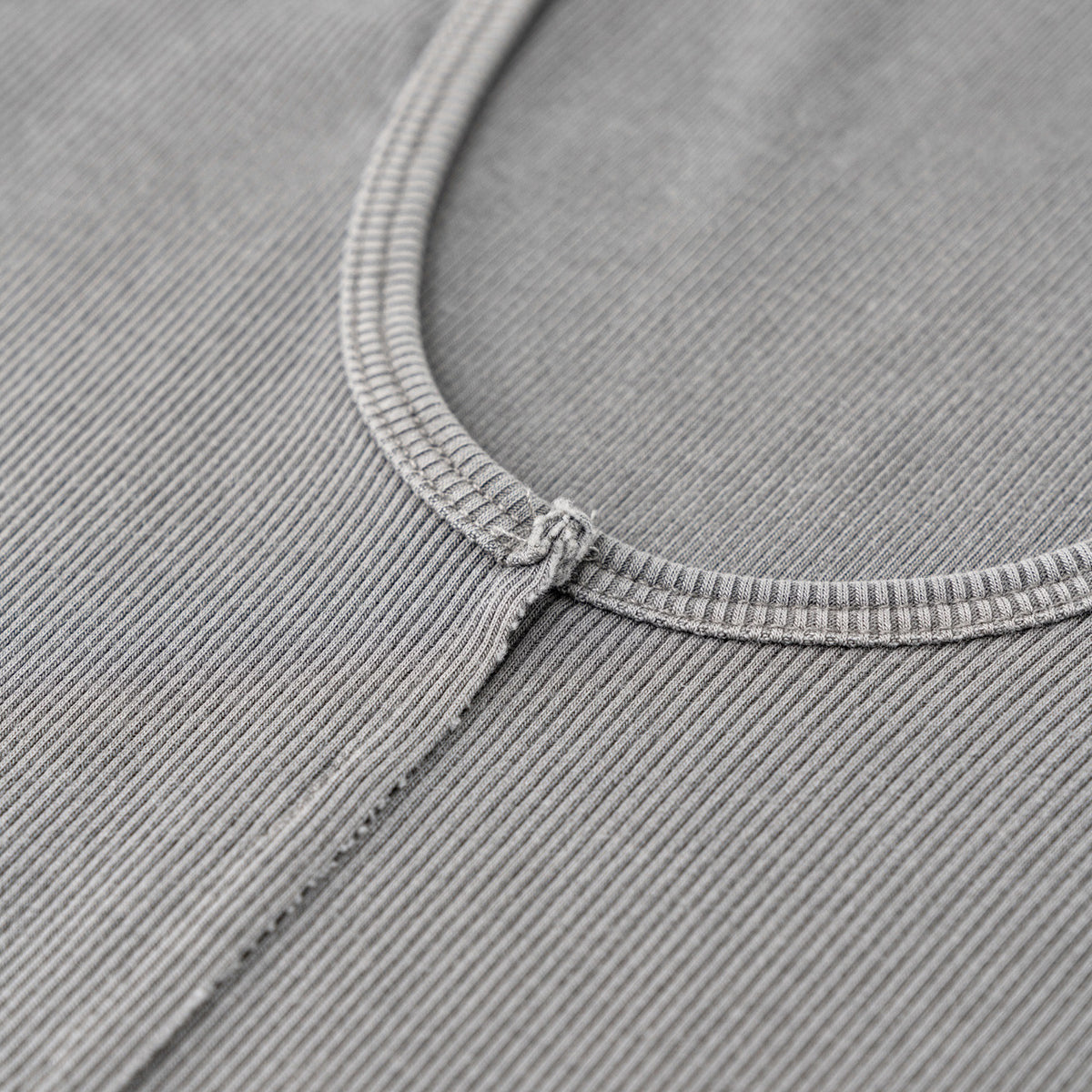 Fitted Rib-Knit V Neck T-Shirt 8.2oz