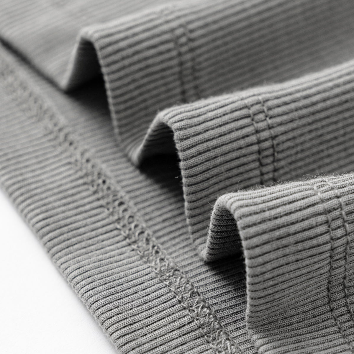 Camiseta Henley de canalé de manga corta de 8 oz