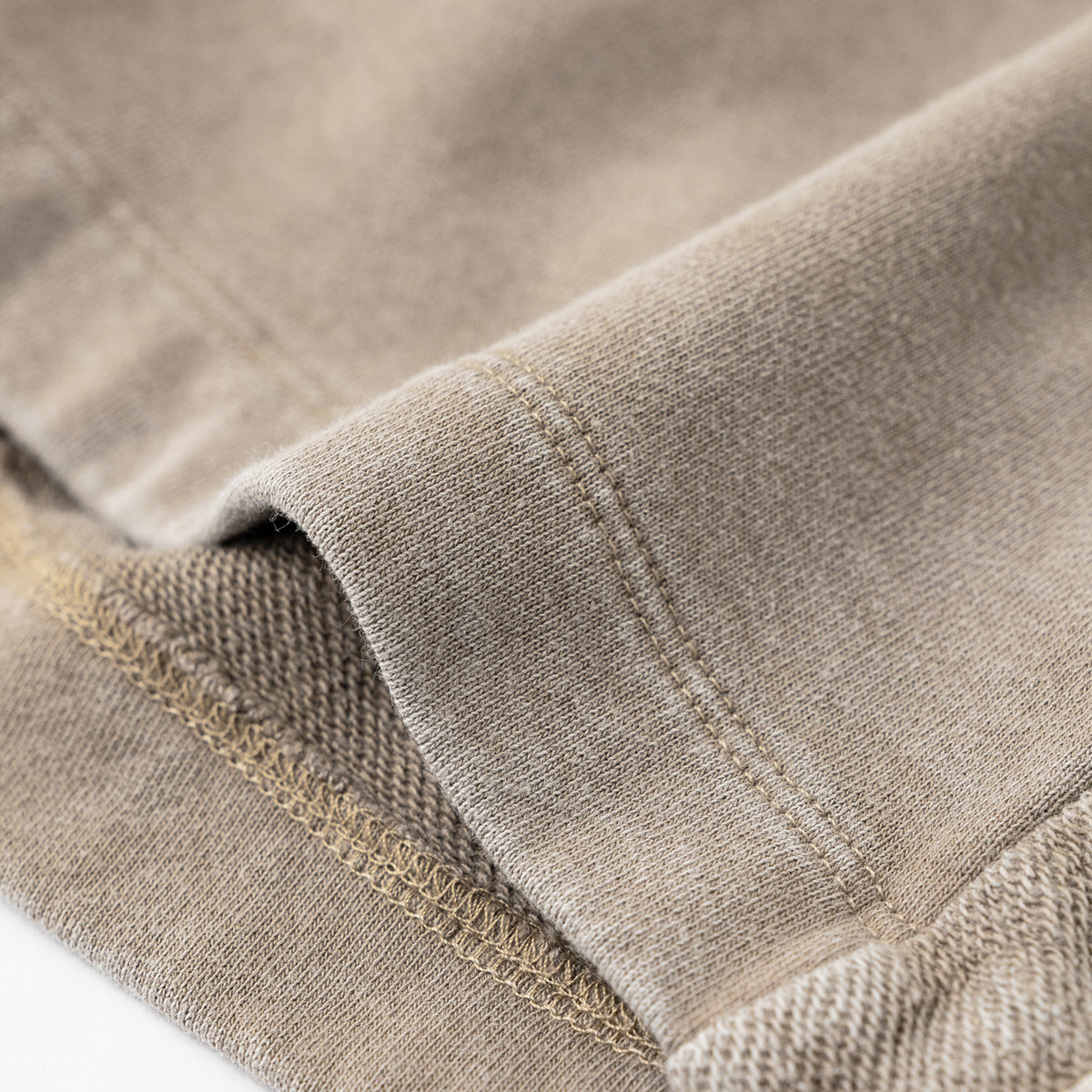 Pantalones cortos deportivos con contraste de color lavado