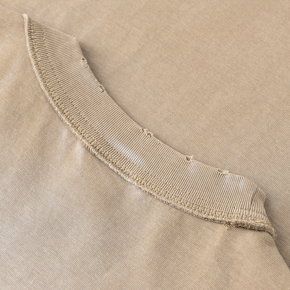 Raw Edge Distressed Muscle Tank 8.55oz