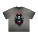 Camiseta gráfica gruesa de estilo gótico descolorido