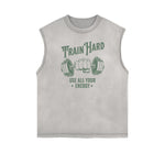 Camiseta de tirantes con gráficos de fitness y bordes deshilachados