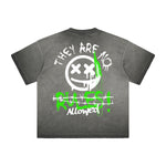 Camiseta con gráfico de grafiti lavado de peso pesado