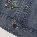 Shorts vaqueros con mariposas bordadas y adornados con perlas