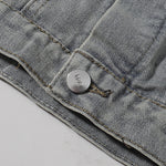 Shorts vaqueros con mariposas bordadas y adornados con perlas